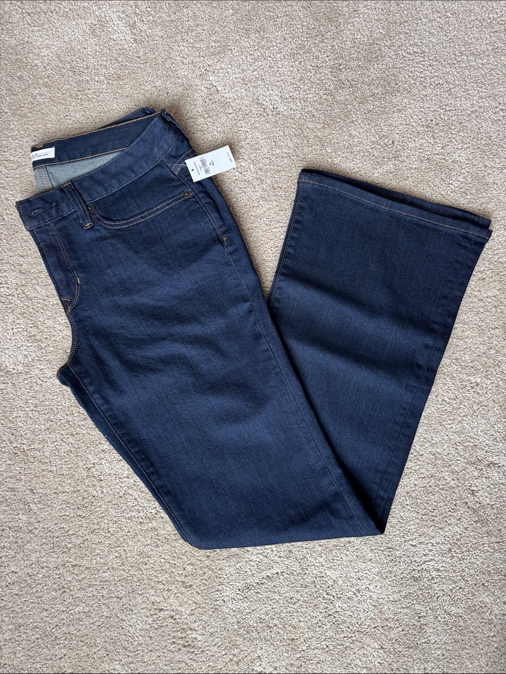 NWT GAP mid-rise Long and Lean Jeans